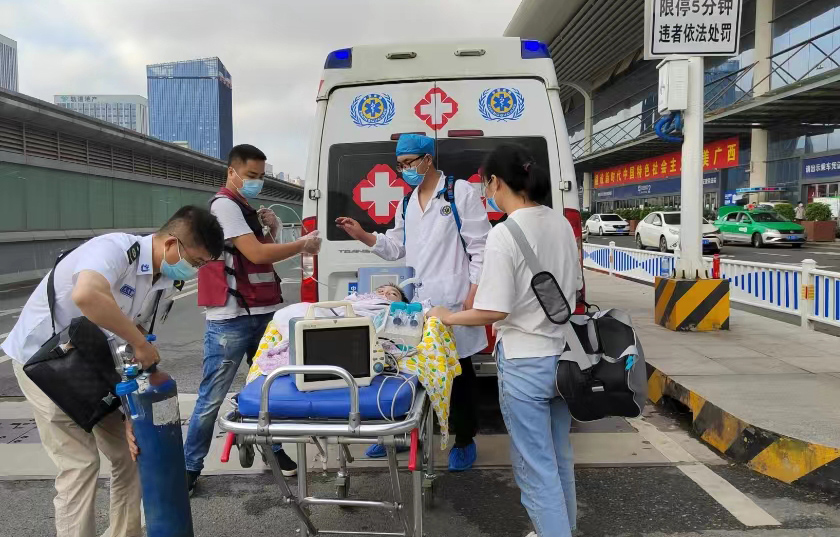 洛川县救护车出租公司